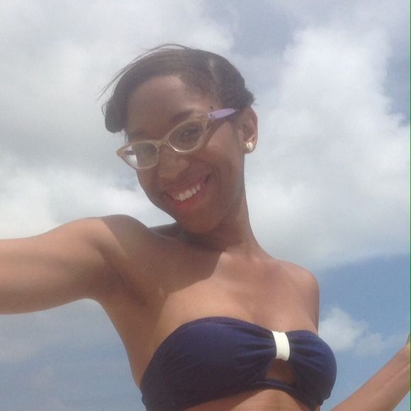 Meet your Posher, Samantha - Picture 1 of 1